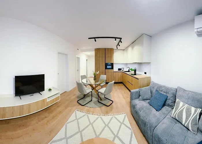 Apartmán New In The Free Private Parking *