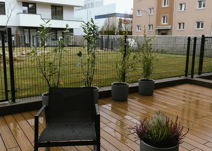 New In The Free Private Parking